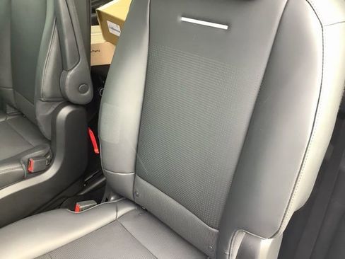 New 2026 Hyundai Ioniq 9 Limited AWD/4WD image 16