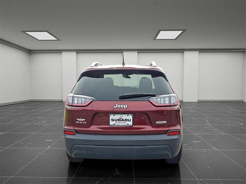 Used 2019 Jeep Cherokee Latitude Plus image 6