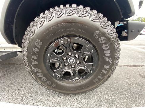 Certified 2024 Ford Bronco Wildtrak AWD/4WD image 29