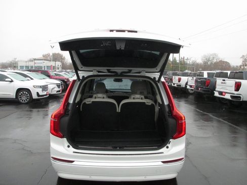 Used 2023 Volvo XC90 T8 Ultimate w/ Protection Package Premier image 6