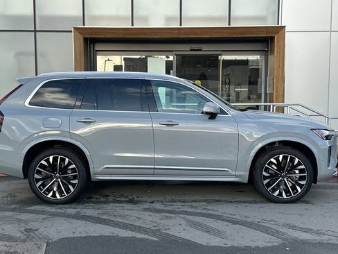 New 2026 Volvo XC90 T8 Ultra w/ Protection Package Premier AWD/4WD image 8