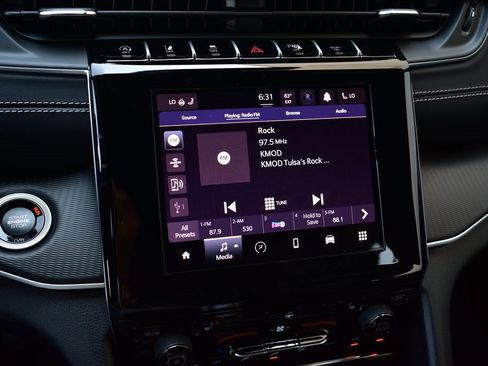 New 2025 Jeep Grand Cherokee L Altitude image 49