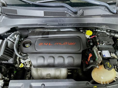 Used 2018 Jeep Compass Limited image 9