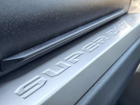 Used 2024 Ford F250 XLT w/ Black Appearance Package AWD/4WD image 31