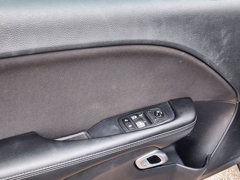 Used 2020 Dodge Challenger R/T image 18