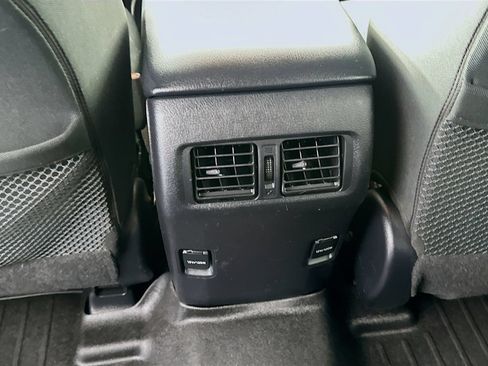 Used 2016 Toyota 4Runner SR5 AWD/4WD image 28