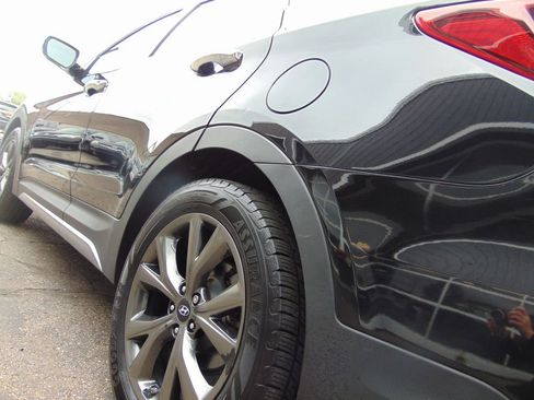 Used 2017 Hyundai Santa Fe Sport w/ 2.0T Ultimate Tech Package 05 AWD/4WD image 16