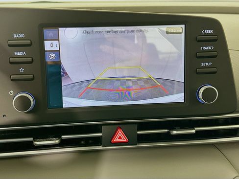 New 2026 Hyundai Elantra SE FWD image 12