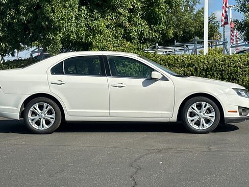 Used 2012 Ford Fusion SE image 3