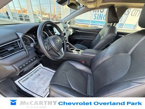 Used 2024 Toyota Camry XLE w/ Navigation Package image 15