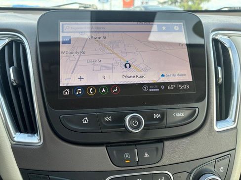 Used 2024 Chevrolet Malibu LT FWD image 20