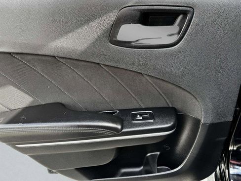 Used 2019 Dodge Charger Scat Pack w/ Navigation & Travel Group image 94