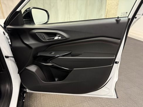 New 2026 Chevrolet Trax RS w/ Sunroof Package image 16