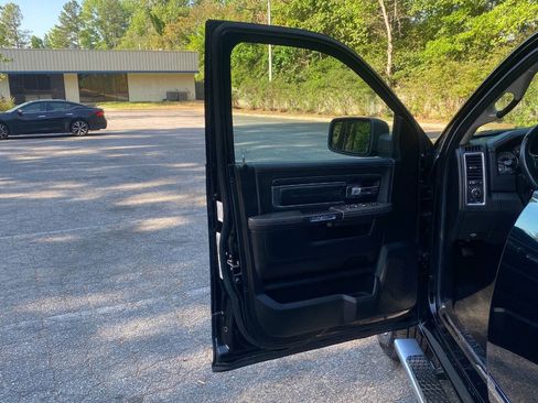 Used 2013 RAM 1500 Limited AWD/4WD image 13