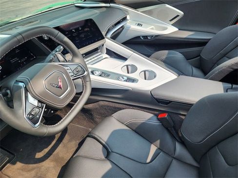New 2026 Chevrolet Corvette Stingray Preferred Conv w/ 2LT image 21