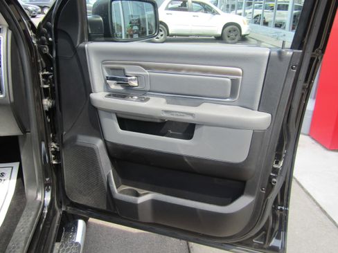 Used 2016 RAM 1500 Big Horn AWD/4WD image 10