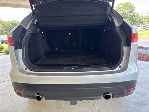 Used 2017 Jaguar F-PACE Prestige AWD/4WD image 28