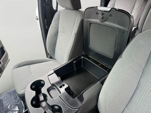 Used 2024 RAM 3500 Big Horn image 20