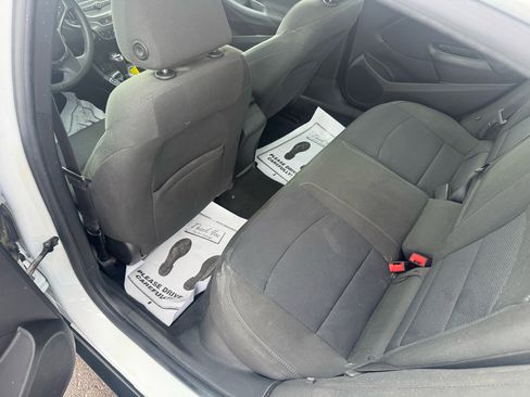 Used 2016 Chevrolet Cruze LT w/ Convenience Package image 9