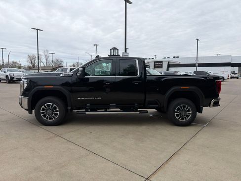 New 2026 GMC Sierra 2500 SLE w/ SLE Value Package; AWD/4WD image 8