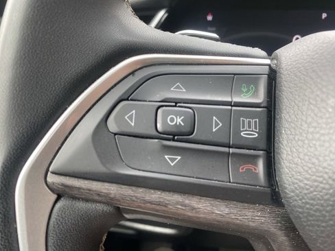 Used 2024 Jeep Grand Cherokee Limited 4xe image 19