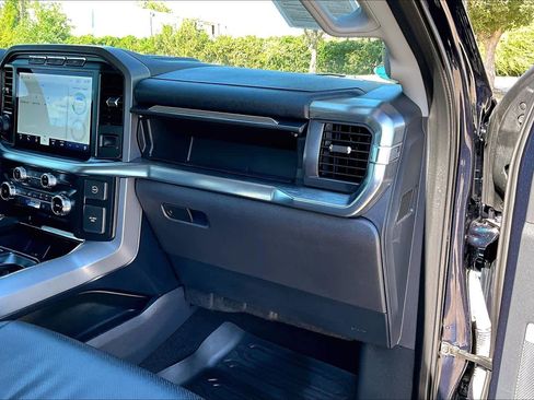Certified 2022 Ford F150 Lariat image 19