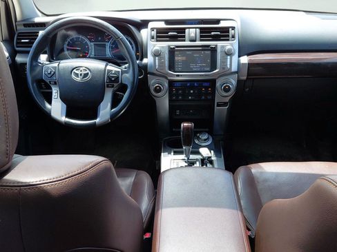 Used 2018 Toyota 4Runner Limited AWD/4WD image 39