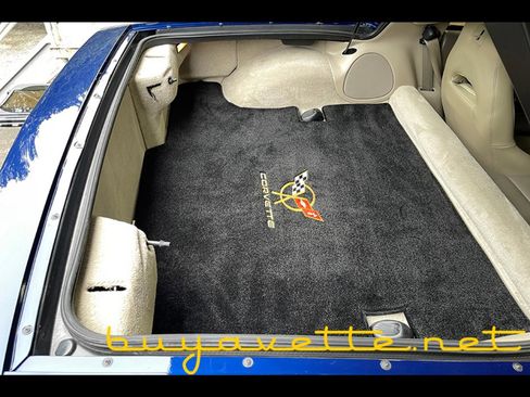 Used 2004 Chevrolet Corvette Coupe w/ Preferred Equipment Group image 22