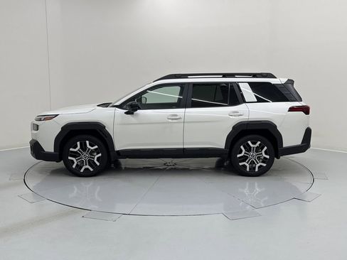 Used 2026 Subaru Outback Touring XT AWD/4WD image 3