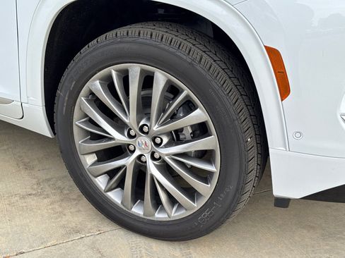 New 2026 Buick Enclave Avenir w/ Super Cruise Package image 6