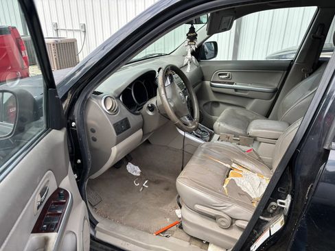 Used 2009 Suzuki Grand Vitara Luxury RWD image 11