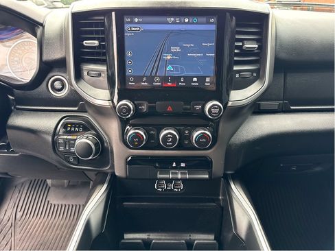 Used 2022 RAM 1500 Big Horn AWD/4WD image 19
