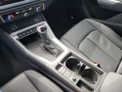 Used 2025 Audi Q3 2.0T Premium Plus w/ Premium Plus Package image 25