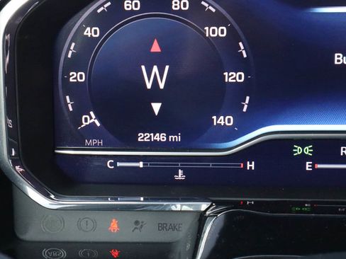 Used 2025 Chevrolet Silverado 2500 LT w/ Convenience Package image 33