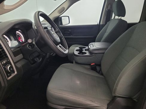 Used 2018 RAM 1500 Express AWD/4WD image 17