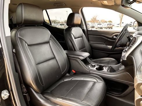 Used 2021 GMC Acadia SLT w/ Elevation Edition image 28