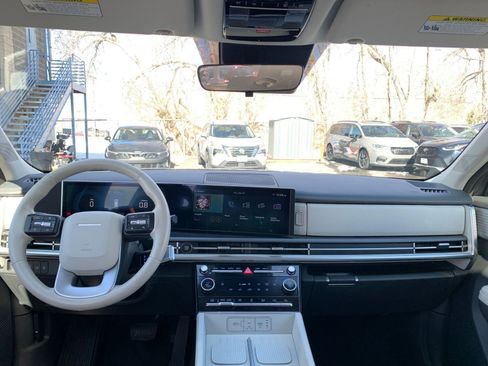 Used 2025 Hyundai Santa Fe SEL image 36