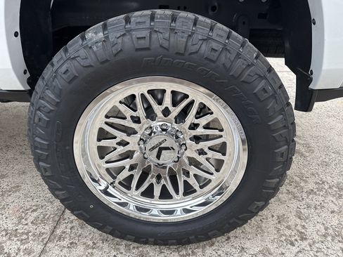 New 2025 RAM 2500 Limited AWD/4WD image 24