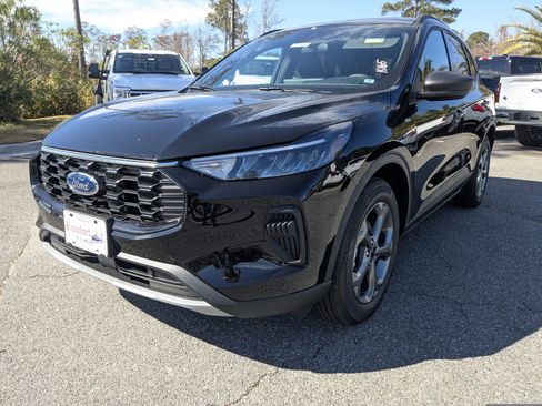 New 2026 Ford Escape ST-Line w/ Tech Pack #1 image 9