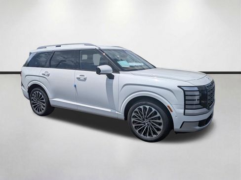 New 2026 Hyundai Palisade Calligraphy FWD image 2