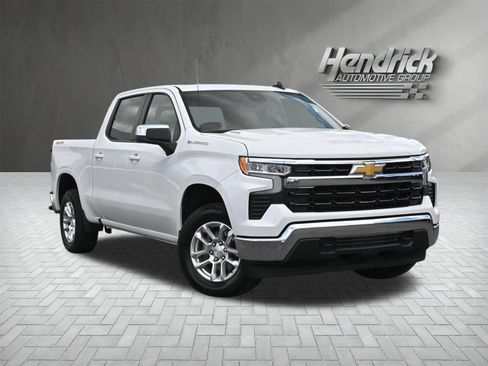 Used 2026 Chevrolet Silverado 1500 LT w/ Protection Package AWD/4WD image 2