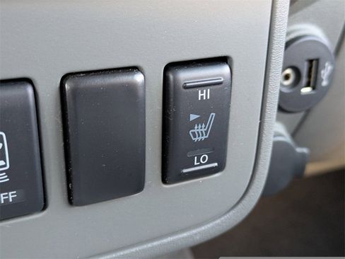 Used 2021 Nissan Frontier SV image 22