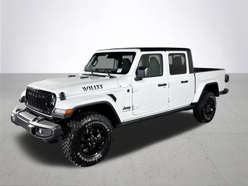 New 2025 Jeep Gladiator Willys image 2