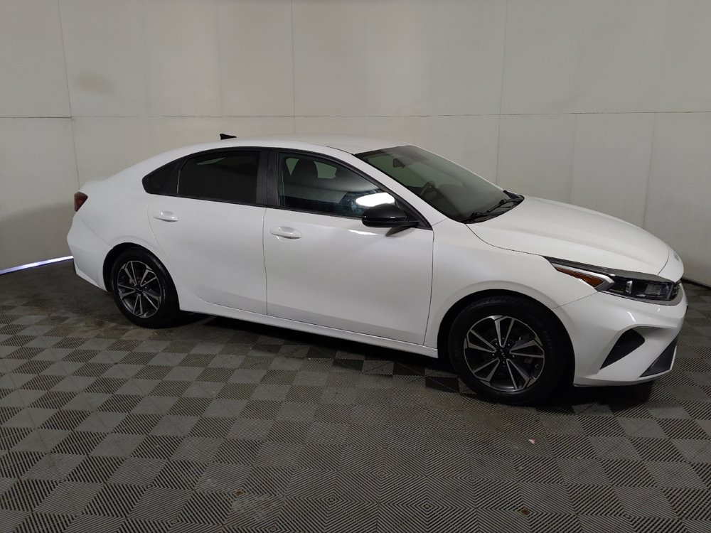 Used 2023 Kia Forte LXS FWD image 11
