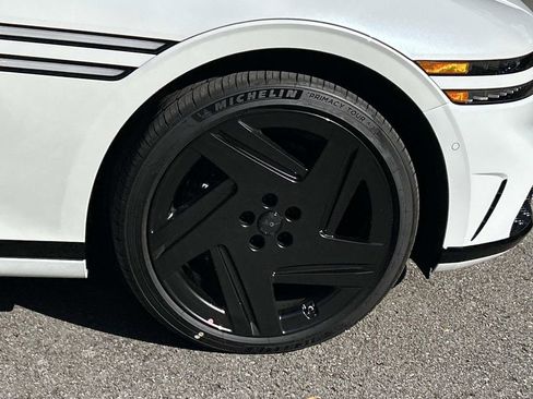 New 2026 Genesis G90 3.5T Prestige image 9