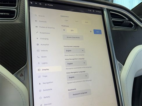 Used 2016 Tesla Model X P90D image 20