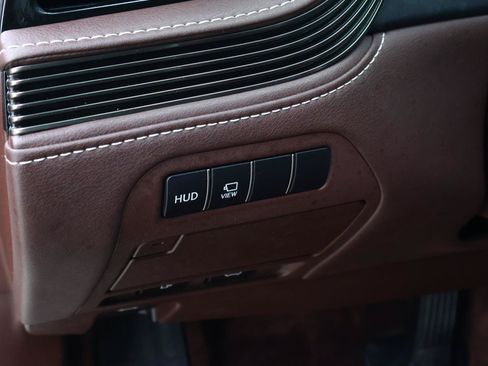 Used 2020 Lexus LS 500 w/ Interior Upgrade Package RWD image 22