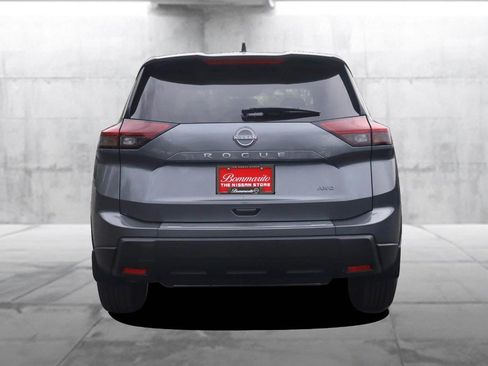New 2026 Nissan Rogue SV w/ Cold Weather Package AWD/4WD image 6