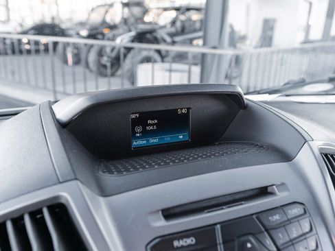 Used 2017 Ford Transit 150 XLT image 30