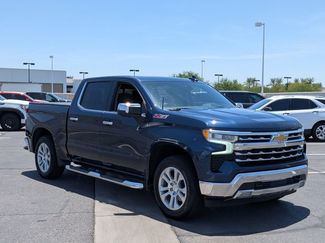 Used 2022 Chevrolet Silverado 1500 LTZ w/ LTZ Premium Package AWD/4WD video 3